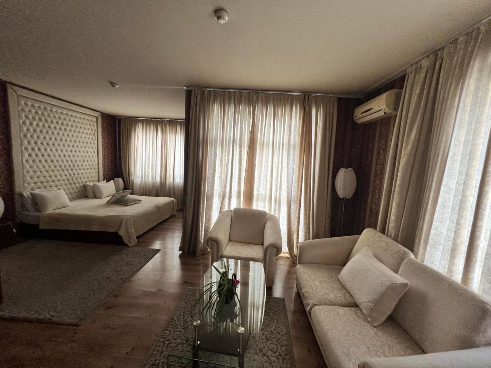 Hotel Bats Petrich  Εξωτερικό φωτογραφία