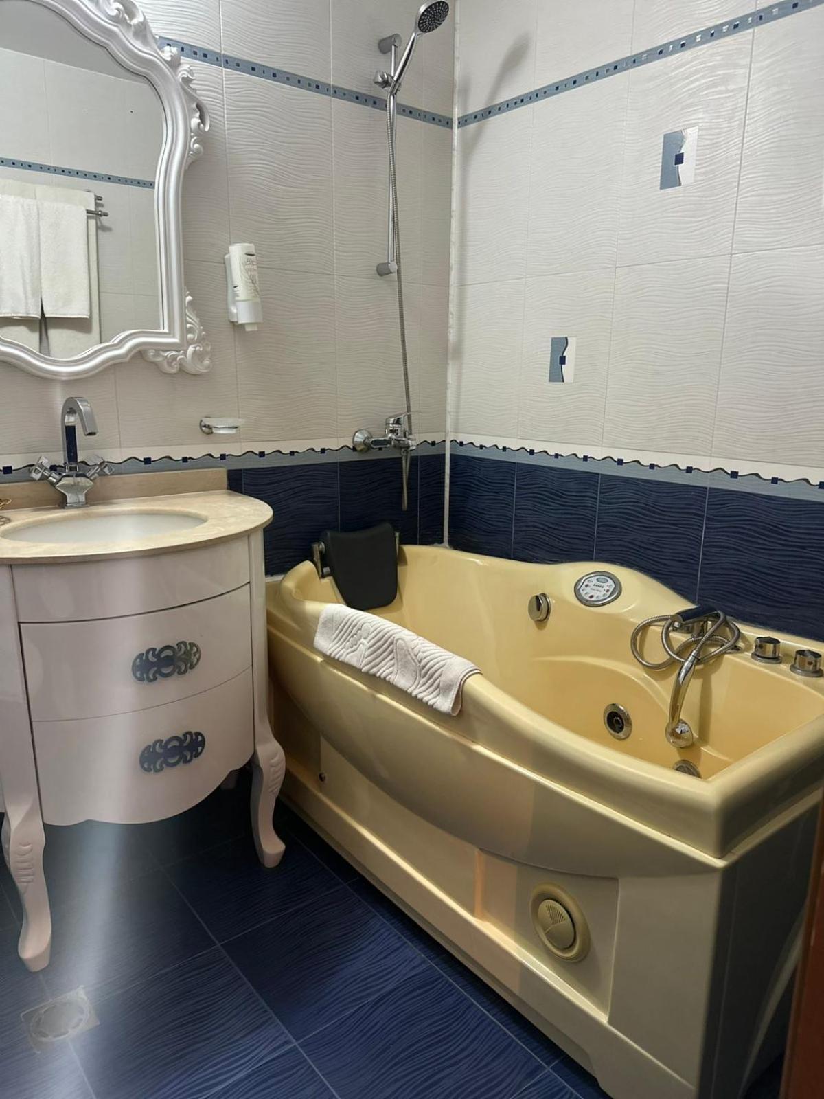 Hotel Bats Petrich  Εξωτερικό φωτογραφία
